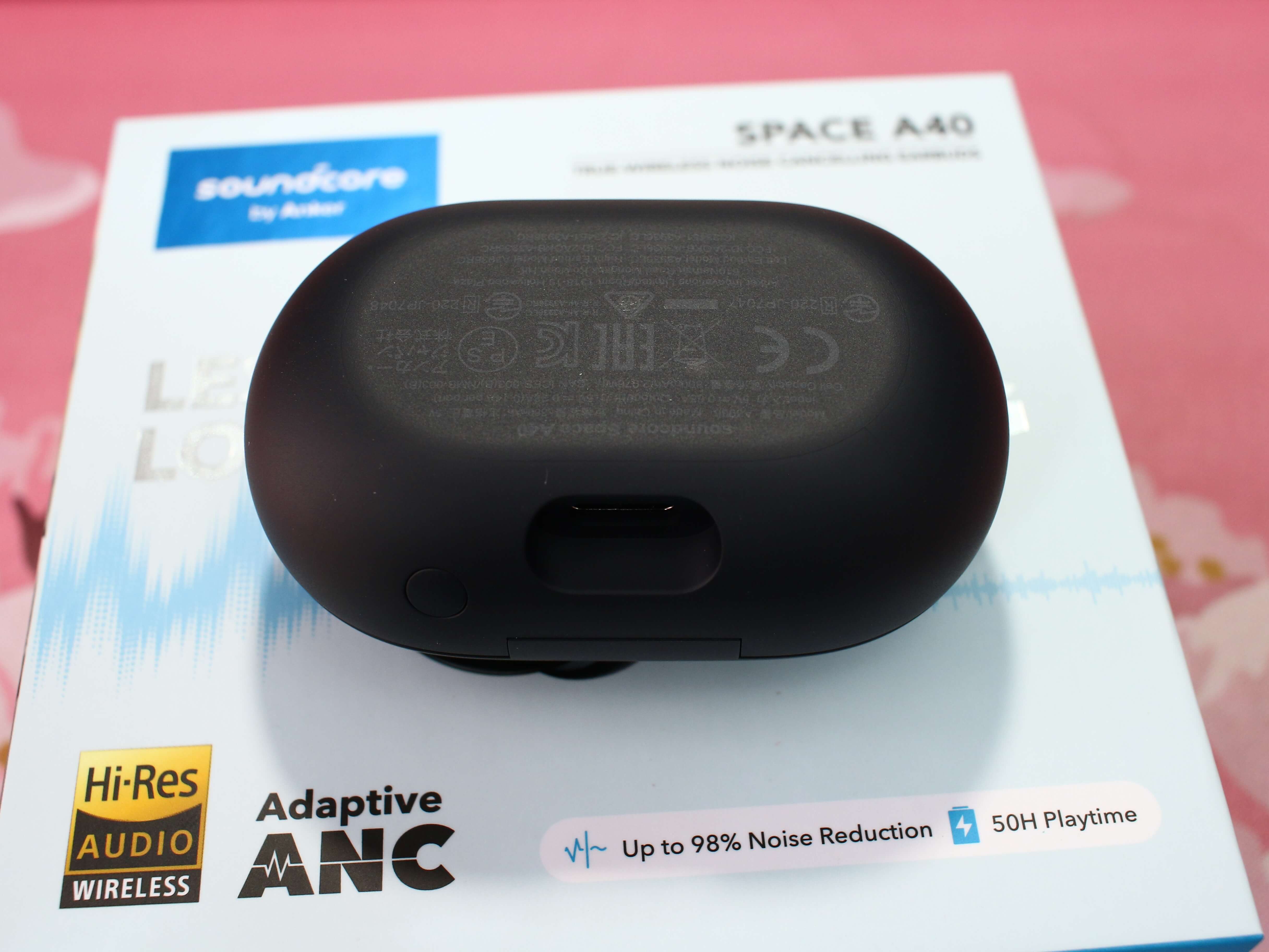 Тыльная и нижняя части кейса